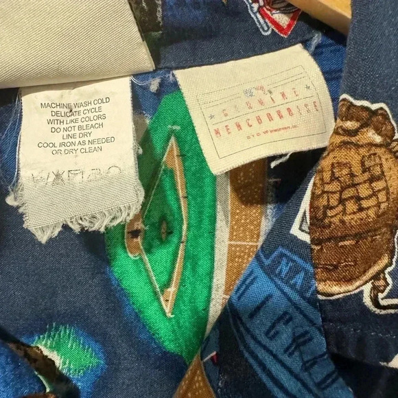 Vintage LEE x Chicago Cubs Hawaiian Shirt - Picture 6 of 8